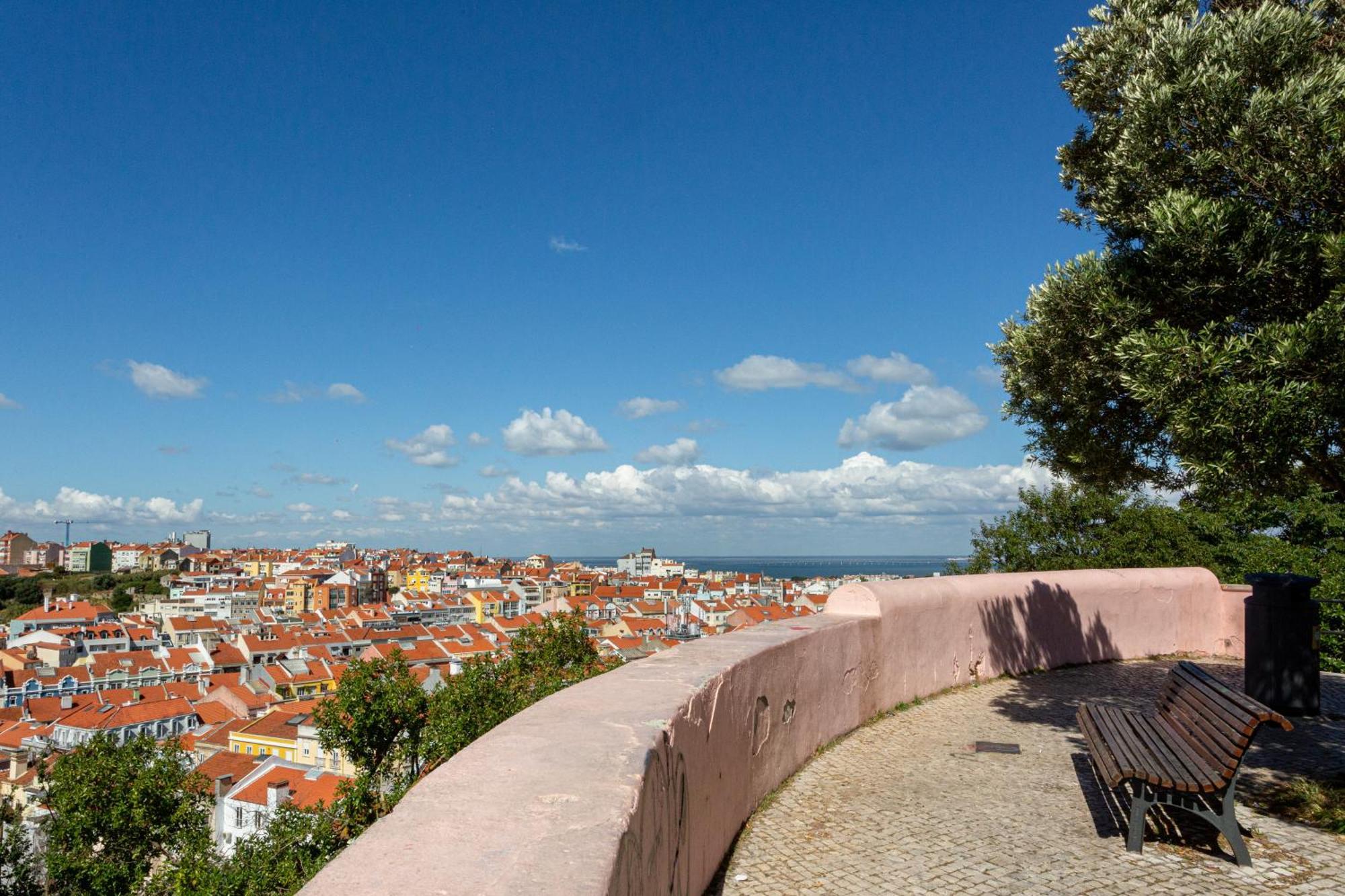 Ferienwohnung Miradouro Penha De Franca Duplex Lissabon Exterior foto